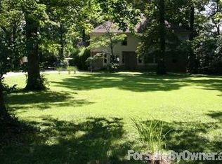 414 Wood Rd, Lyndon, KY 40222