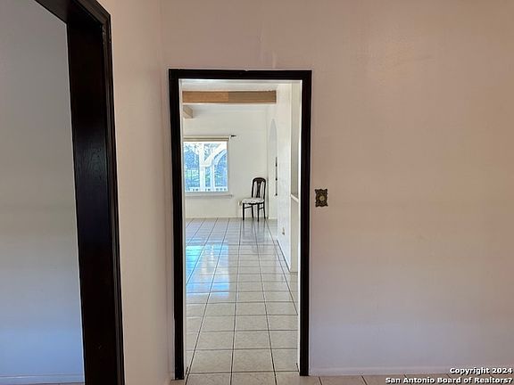 4th image of 945 2ND ST