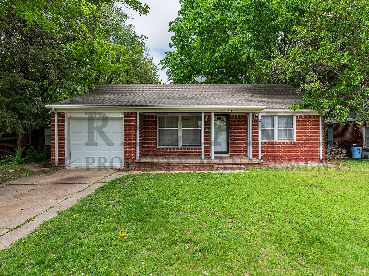 6114 East Rockwood Road - 1 — Photo 1