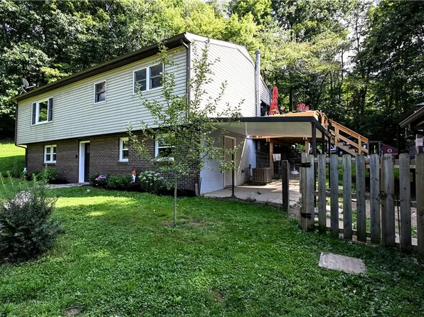 382 Fry Hollow Rd, Hunker, PA 15639
