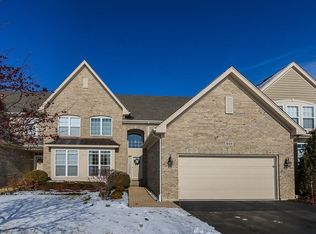 804 Stone Canyon Cir, Inverness, IL 60010