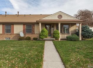 24532 Greenhill Rd, Warren, MI 48091