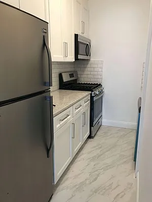 Rented by Sandra Ospina, Licensed Real Estate Broker | media 23