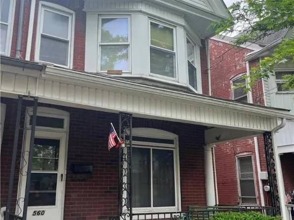 560 Chestnut St, Emmaus, PA 18049