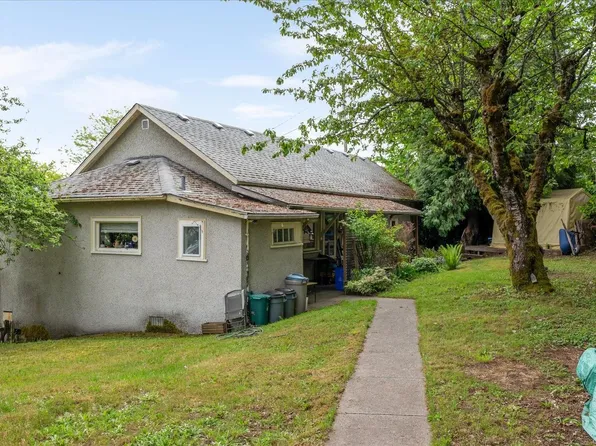 112 Buller St, Ladysmith, BC V9G 1A7