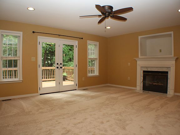 4th image of 1601 Morshedi Ct