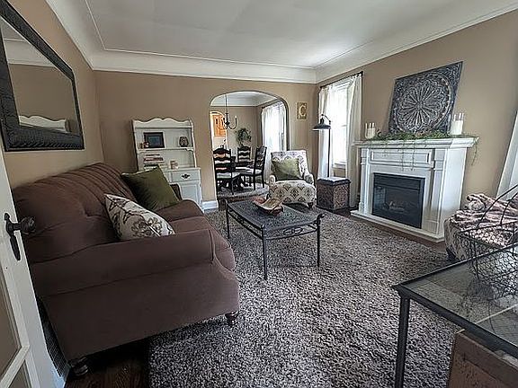 2nd image of 14856 Cleveland Ave