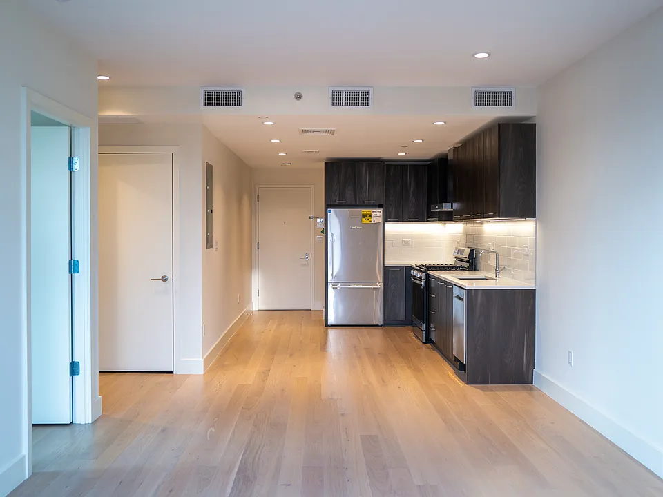 738 Grand St #6B