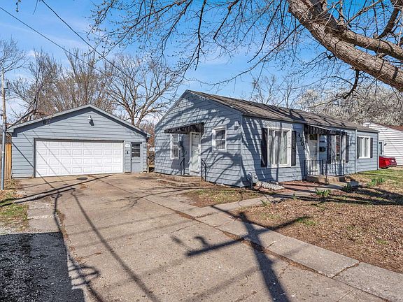 3rd image of 4308 SW 19th St