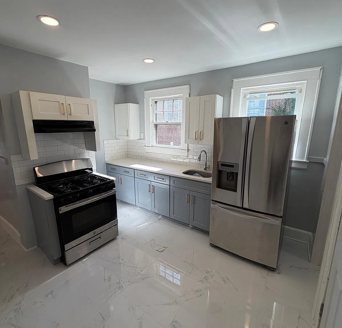 3 bed, 1.5 bath, 2250 sqft, $2,250 — Photo 1