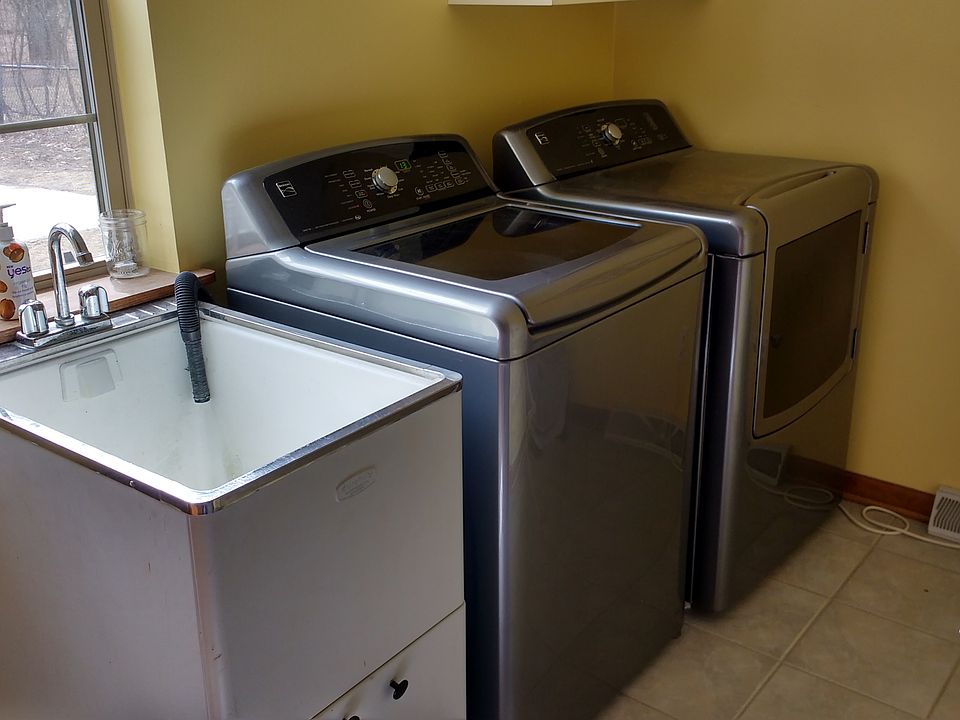 1st image of 5395 Woodstone Dr