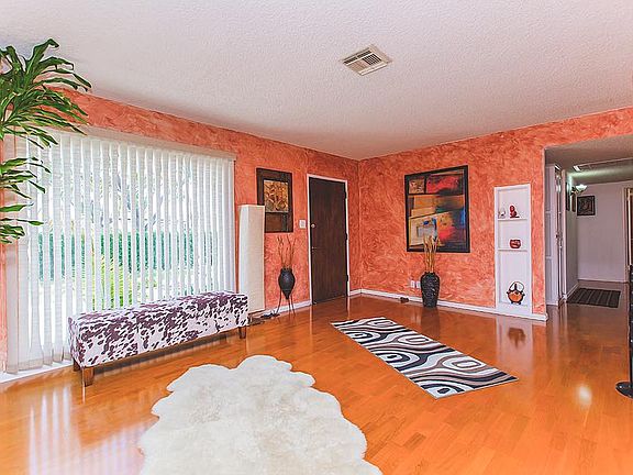 2nd image of 15038 Granada Ave