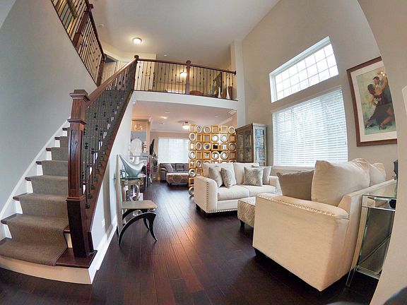 2nd image of 2591 Camberley Cir #4-813