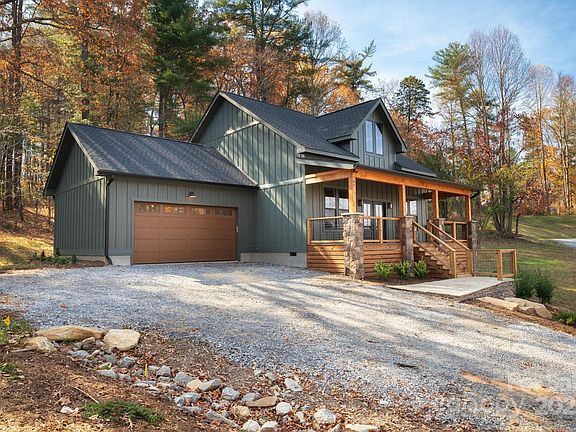3rd image of 92 Lillycrop Ln