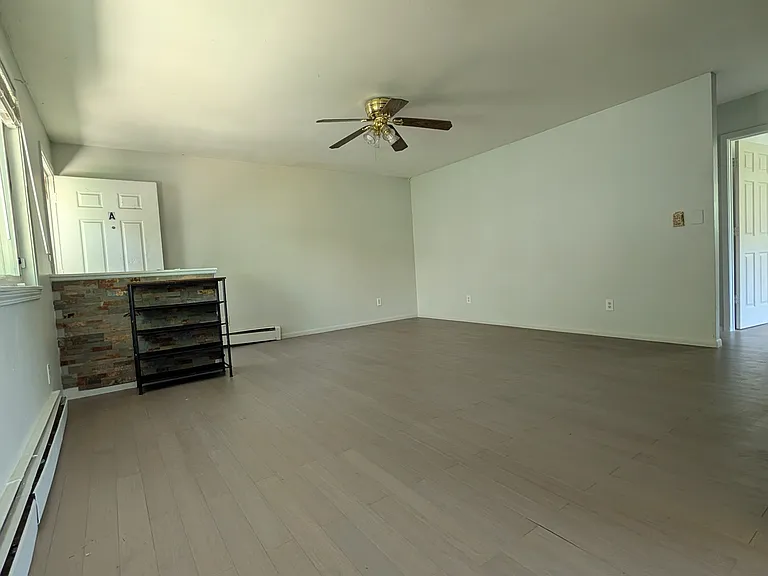 1244 Stuart St #A — Photo 2