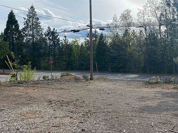 4th image of 215 Loveta Ln