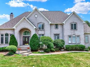975 Doe Run Dr, Carmel, IN 46032