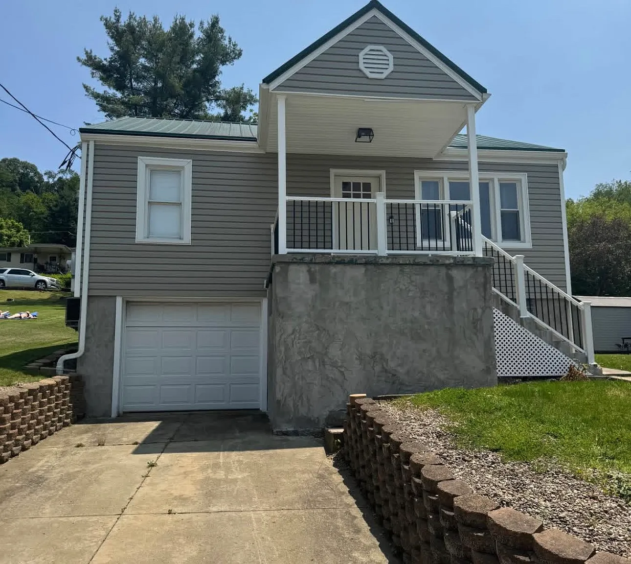 2 bed, 1150 sqft, $1,350 — Photo 1