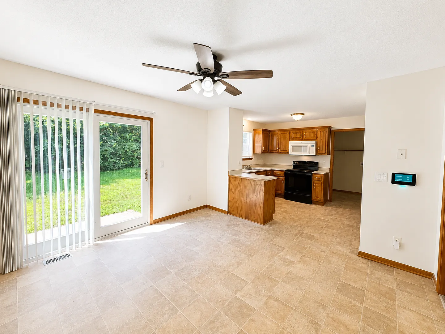 3 Bed, 1.5 Bath Duplex with Garage and Extra Storage Space! — Photo 4