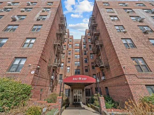 445 W 240th Street #5N, Bronx, NY 10463