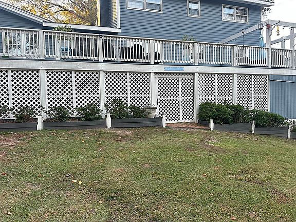 Largest Deck on golf course