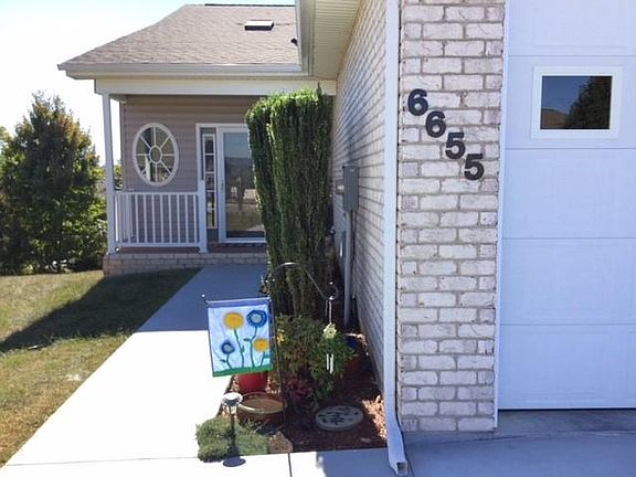 2nd image of 6655 Stonelyn Cottage Ct