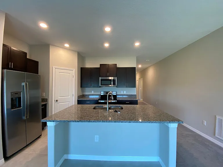 12257 SE 100th Ave — Photo 15
