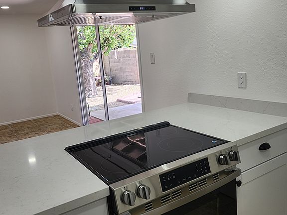 5th image of 8711 E Weldon Ave