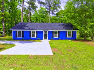 207 Woodlawn St, Walterboro, SC 29488