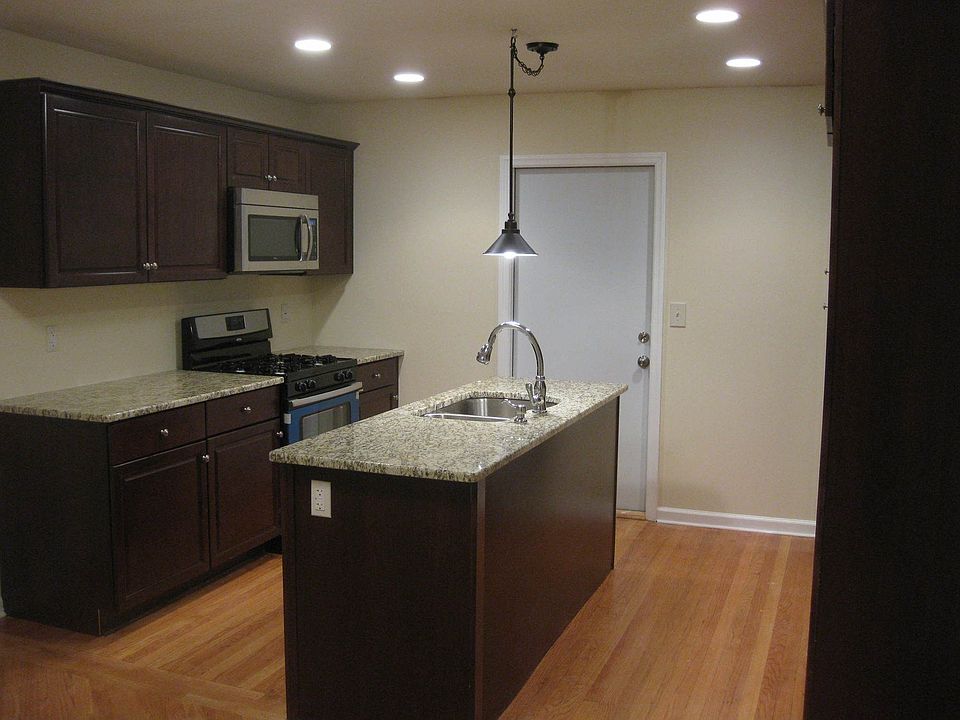 2nd image of 56 Washington Ave
