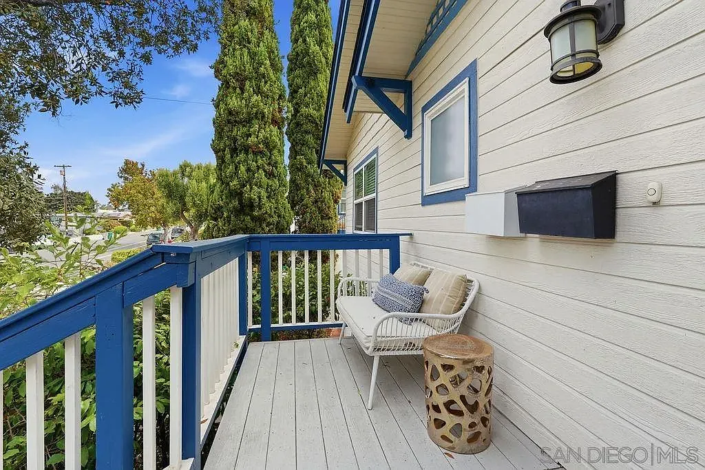 3 bed, 2.0 bath, 1446 sqft, $5,500 — Photo 4