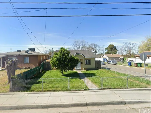 325 N 15th St, Chowchilla, CA 93610
