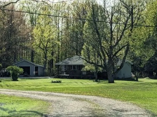 3967 Knoyle Rd, Erie, PA 16510