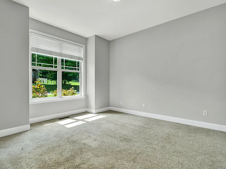 955 Dodie Dr — Photo 36
