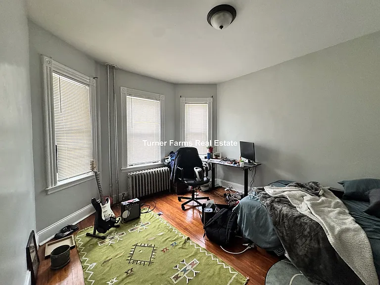 13-15 Cawfield St #1 — Photo 7
