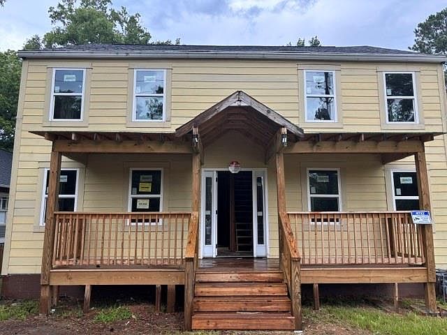 1st image of 2618 Memorial Dr SE