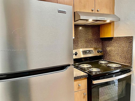 4th image of 13027 SW 50th St #13027