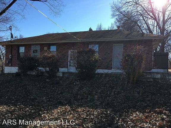 2nd image of 1213 Thatcher Ave