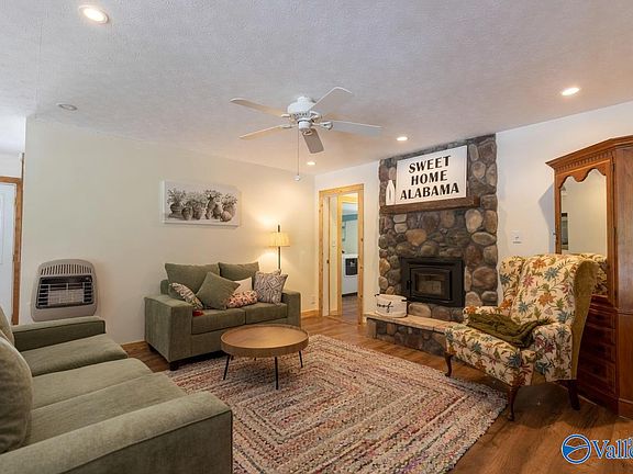 5th image of 4530 Matt Smith Rd
