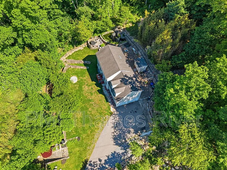 62 Terry Rd — Photo 4