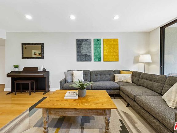 4th image of 1233 Amherst Ave APT 202