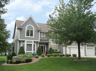 17816 168th St, Basehor, KS 66007