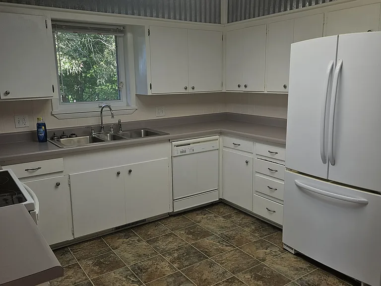 107 E Aspen Ln — Photo 6