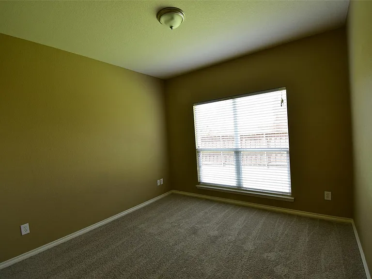 7993 Crampton Ln — Photo 17