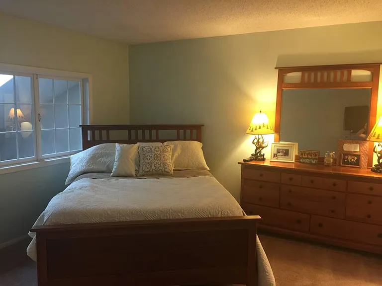 824 W Aaron Dr — Photo 10