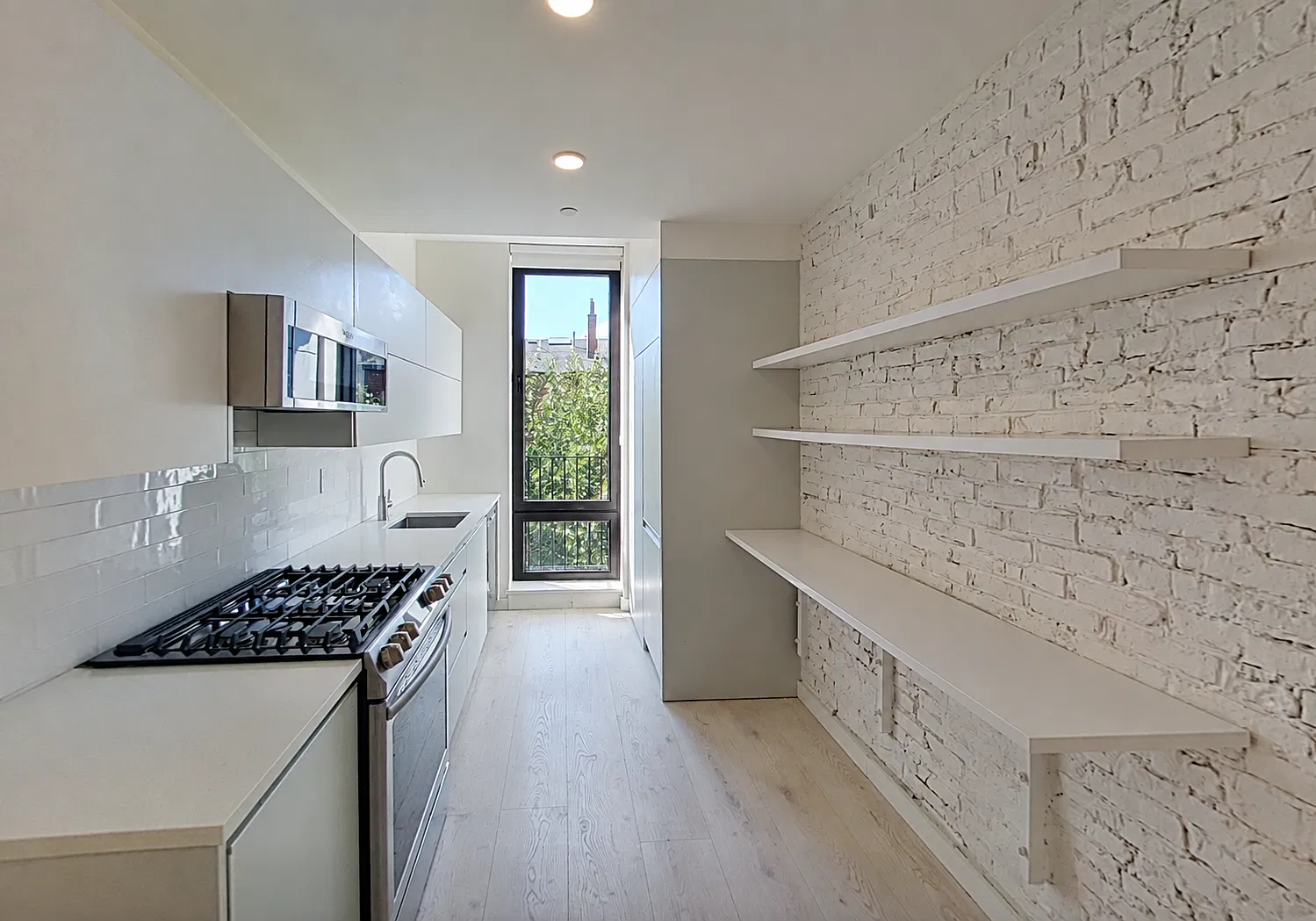 2 Worthington Street — Photo 1