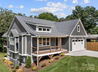 231 Asbury Rd, Candler, NC 28715