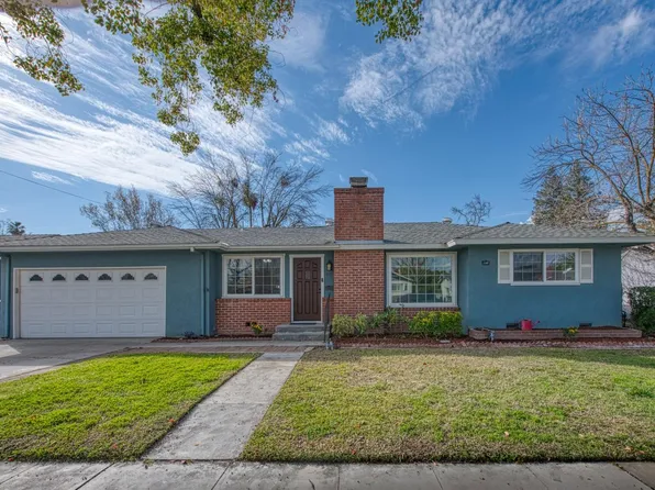 1107 W Norwich Ave, Fresno, CA 93705