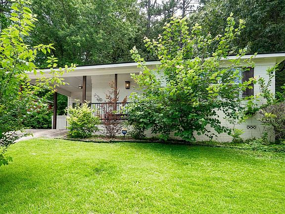 5th image of 52 Berkshire Dr