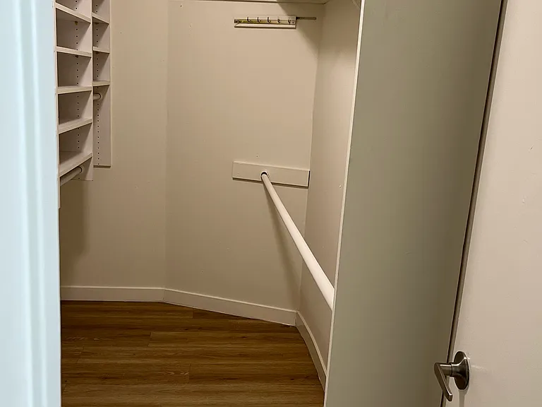 5400 Newcastle Ave #68 — Photo 13